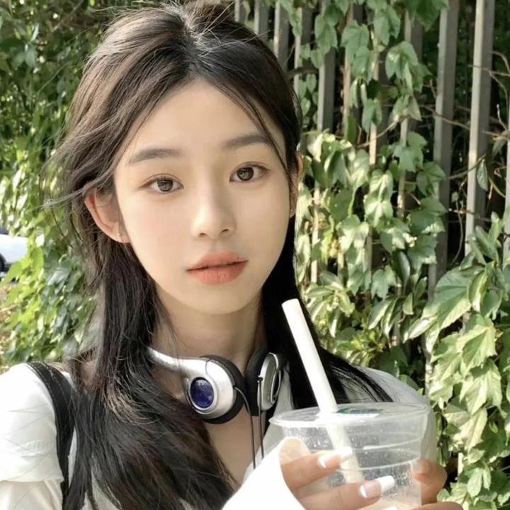 艾拉和阿弼 在线观看